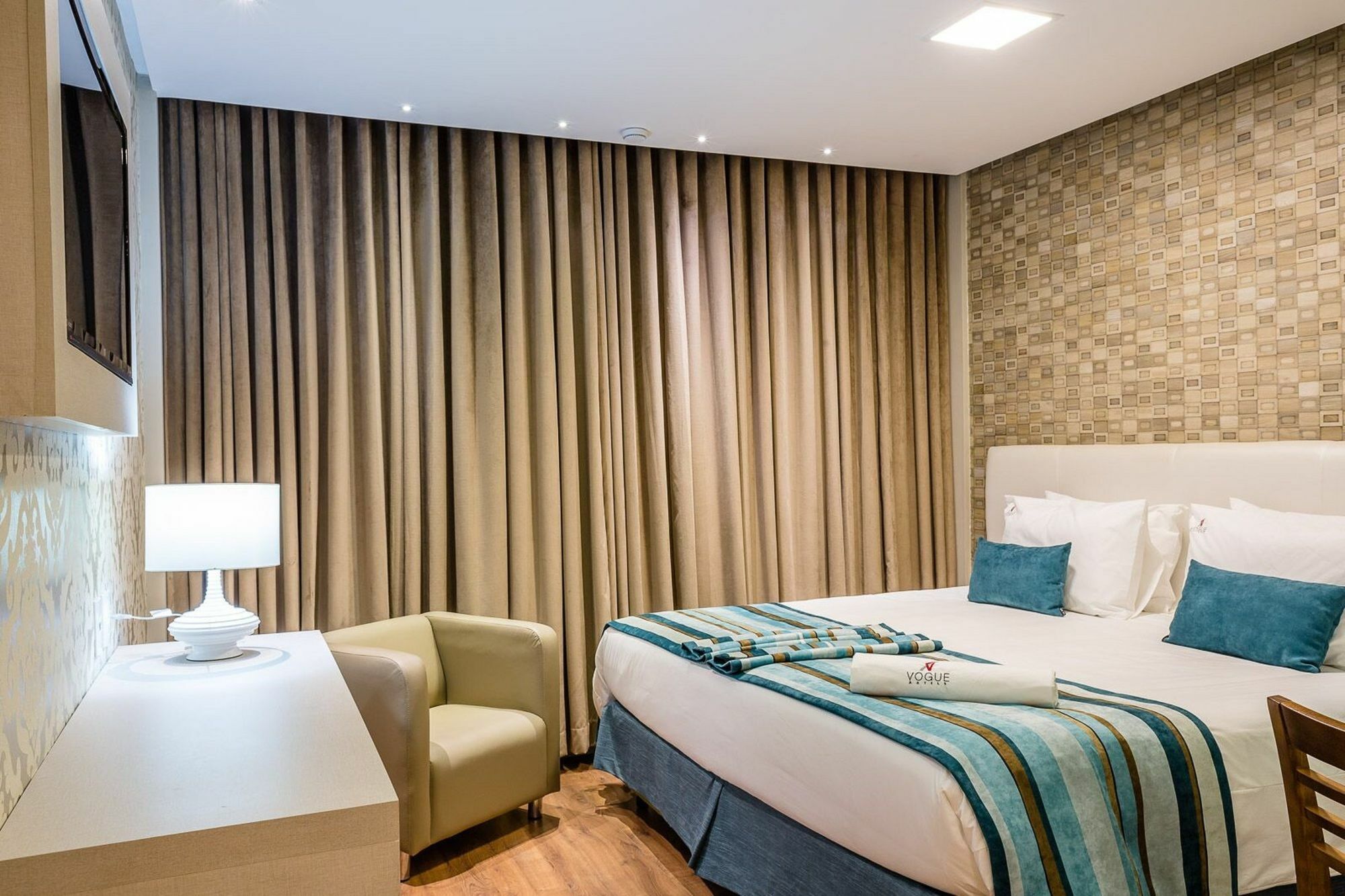 Vox Hotel ساو جواو دي ميريتي المظهر الخارجي الصورة
